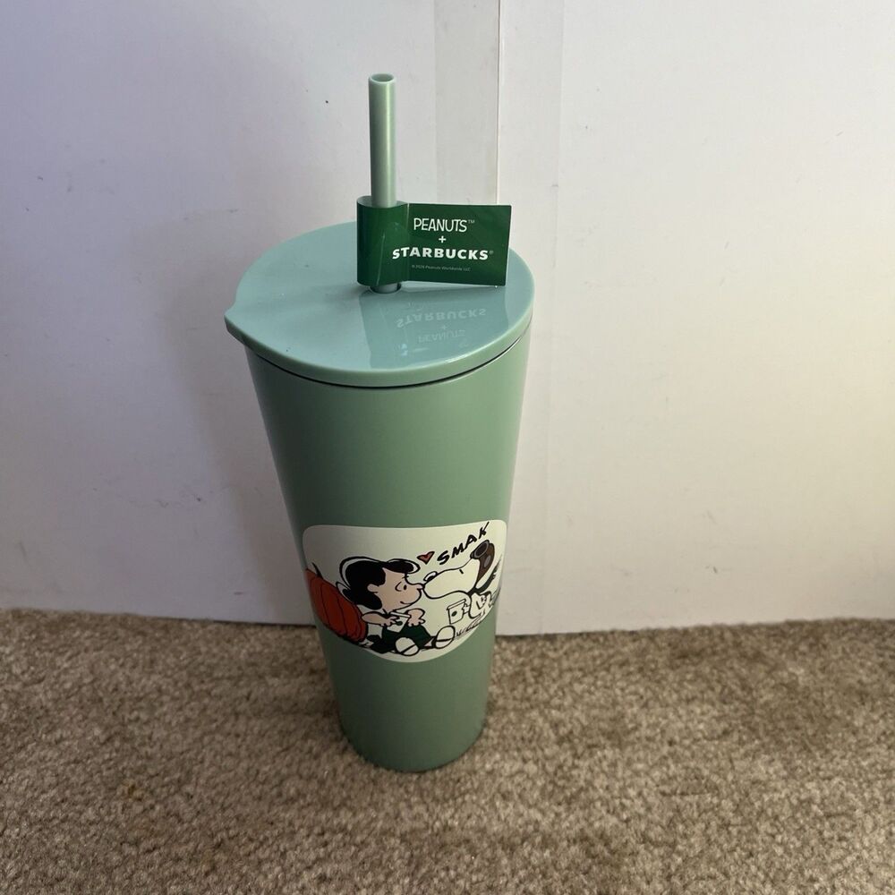 Starbucks x Peanuts Snoopy Green Cold Cup Tumbler w/ Lid Straw Collectible New